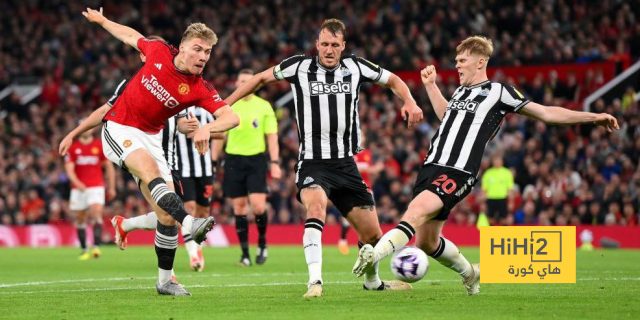 الرسم التكتيكي لفريقي مانشستر يونايتد و نيوكاسل