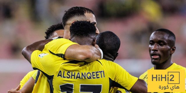 ماذا حدث في غرفة الحكام قبل مبارة الاتحاد والفتح؟