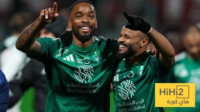 الأهلي يضرب بقوة ويدك شباك الفيحاء بثلاثية في الشوط الأول
