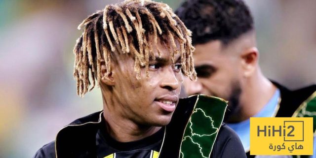 حقيقة رحيل فواز الصقور عن الاتحاد