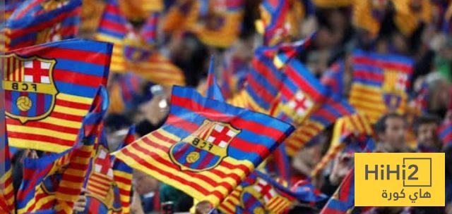 صورة.. جماهير برشلونة تتوافد على إشبيلية قبل الكلاسيكو