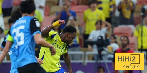 كاواساكي يتقدم على النصر بثنائية في الشوط الأول