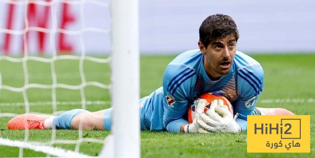 كورتوا: ركيزة ريال مدريد في الكلاسيكو المرتقب
