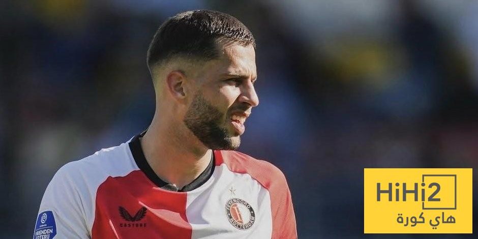 النصر يقدم عرضًا مغريًا لدافيد هانكو