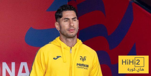 فياريال يصل ملعب برشلونة قبل مواجهة الفريقين