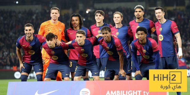 رافائيل لوزان يُسلّم كأس الدوري إلى برشلونة في احتفالية خاصة