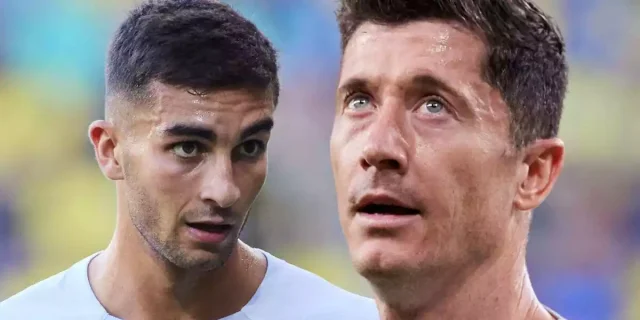 روح الفريق أولاً.. ليفاندوفسكي يفتح قلبه ويشيد بتوريس وفليك