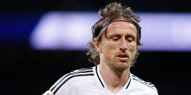 تجديد عقد مودريتش سيكون حلا لمشكلة ألونسو!