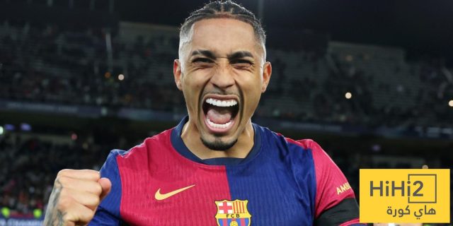 رافينيا يعبر عن حماسه الكبير لعودة برشلونة إلى الكامب نو