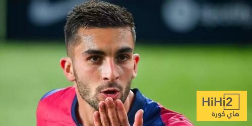 استون فيلا يكذب شائعات التعاقد مع توريس