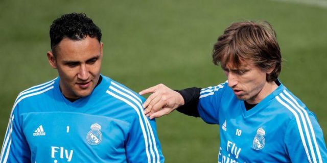 نافاس يودع لوكا مودريتش