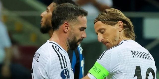 الدور عليه… صورة حزينة لكارفخال في اعتزال مودريتش!