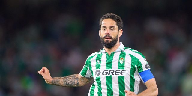 ماذا قال إيسكو قبل مواجهة تشيلسي في نهائي دوري المؤتمر الأوروبي؟