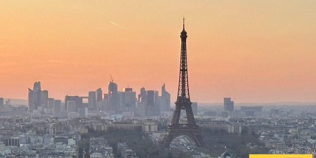 باريس تضبط ساعة برج ايفل على توقيت ميونيخ
