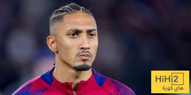رافينيا يكشف سر تجديد عقده مع برشلونة