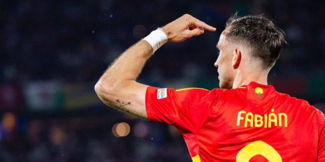 رويز يمتدح بيدري قبل موقعة البرتغال