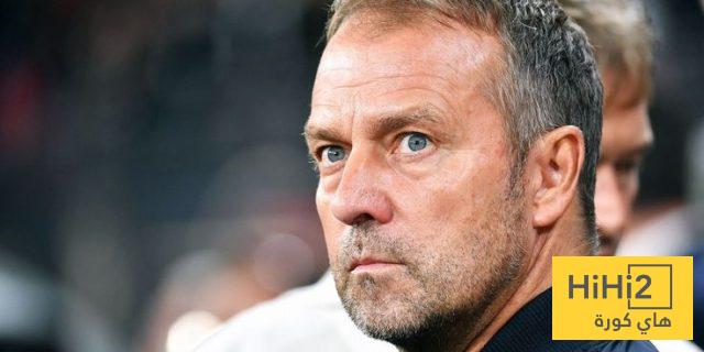 لاعبه السابق.. برشلونة يحدد بديل جيرارد مارتن
