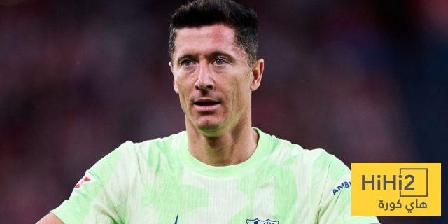 عاجل: مدرب بولندا يرد على ليفاندوفسكي