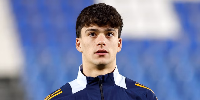رسميًا: ريال مدريد يجدد عقد مدافعه الشاب