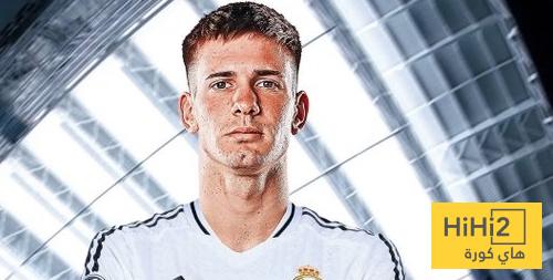 لاعب برشلونة السابق يشيد بصفقة ماستانتونو!