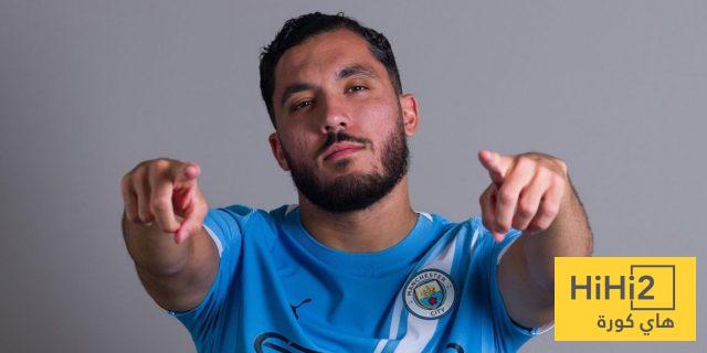 هل يرغب ريان شرقي في الفوز بالكرة الذهبية مع مانشستر سيتي؟
