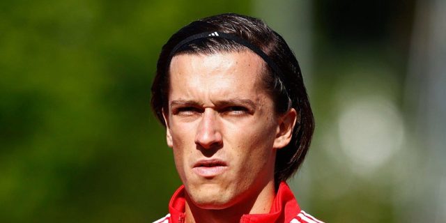 كاريراس ينقلب على بنفيكا بسبب ريال مدريد!