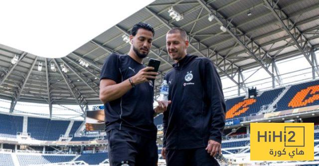 فريق بروسيا يصل ملعب المباراة قبل مواجهة صن داونز