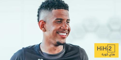 سافينهو يعرب عن سعادته بتواجده في مانشستر سيتي