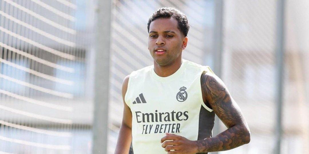 عودة مبابي تطيح بـ روديغو من تشكيلة ريال مدريد