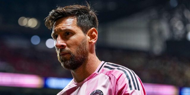 ميسي يفشل في معادلة إنجاز رونالدو