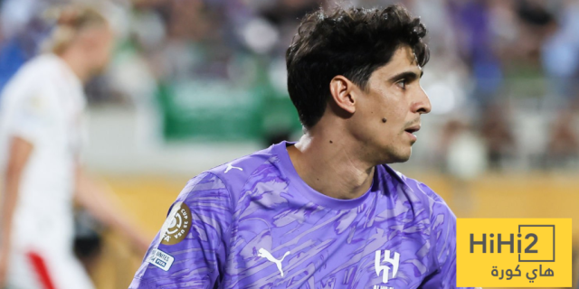 إحصائيات الشوط الأول من مباراة الهلال والسيتي