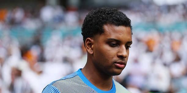 بعد قرار ألونسو.. هل يتعاقد ريال مدريد مع بديل رودريغو؟