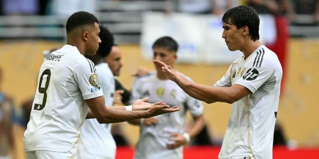 الجماهير تختار ثنائي هجوم ريال مدريد أمام باريس