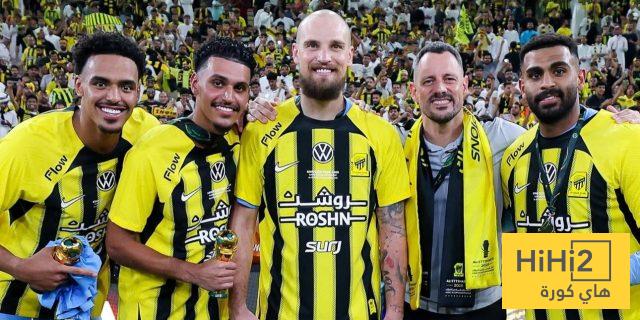 أول تعليق من مدرب الاتحاد بعد تجديد عقده