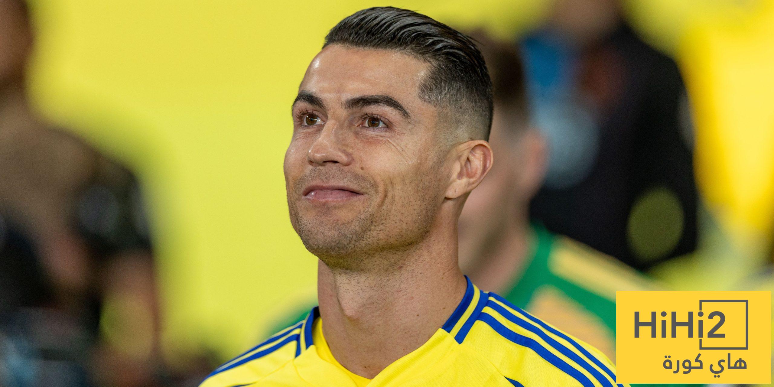 نجم الاتحاد يعلق على تجديد عقد رونالدو مع النصر