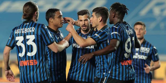 النصر والهلال يتنافسان لضم إيدرسون