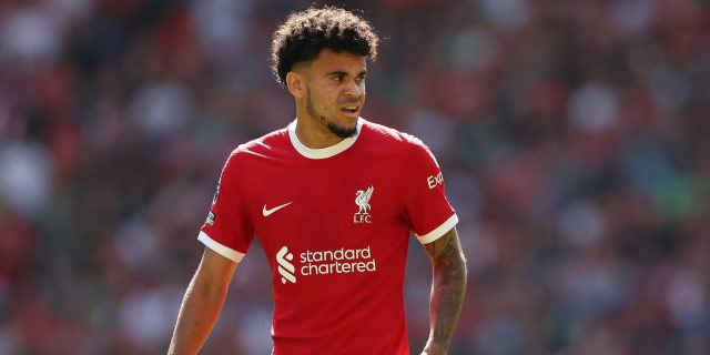 ليفربول يحدد سعر بيع لويس دياز للنصر