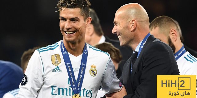 فاييخو يستعيد ذكرياته في ريال مدريد ويتحدث عن زيدان ورونالدو
