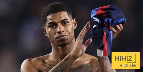 صورة.. طائرة راشفورد تصل الى برشلونة