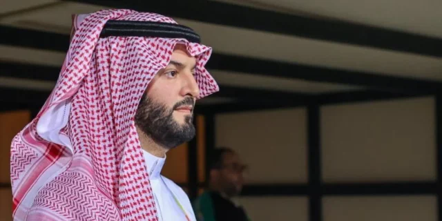 مرشح جديد يزاحم فهد بن نافل على رئاسة الهلال