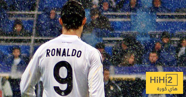 قميص كريستيانو رونالدو: كنز تجاري لريال مدريد في أول مواسمه