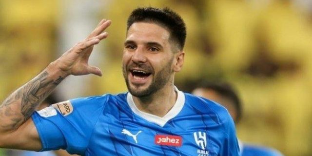 هل يشارك ميتروفيتش في أولى جولات دوري روشن؟