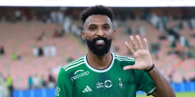 فراس البريكان يلمع في مواجهة السعودية والعراق