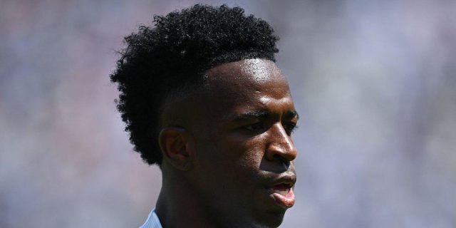 هل يفكر ريال مدريد في بيع فينيسيوس نهائيا..؟