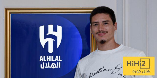 نونيز يخطف رقم الأساطير في الهلال