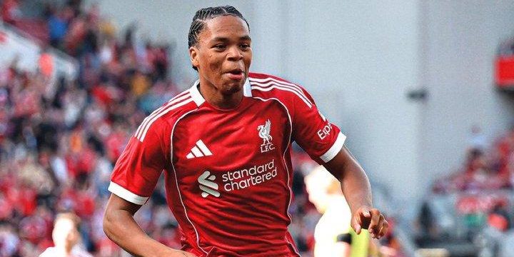 ليفربول يضيف الهدف الثاني أمام كريستال بالاس