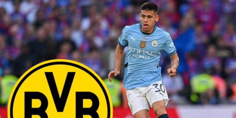 بوروسيا دورتموند يتقدم بعرض لضم إيتشيفيري من مانشستر سيتي