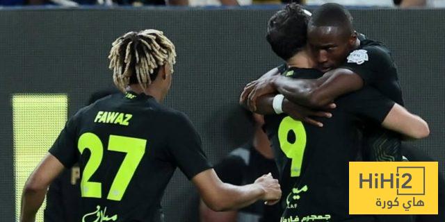 نجم منتخب المغرب على أبواب الاتحاد
