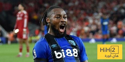 منع المعتدي عنصريا على سيمينيو من دخول الملاعب الانجليزية