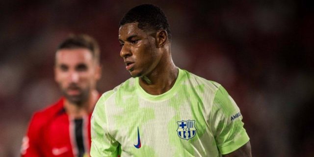 راشفورد يقدم وعدًا لجماهير برشلونة بشأن دوري أبطال أوروبا